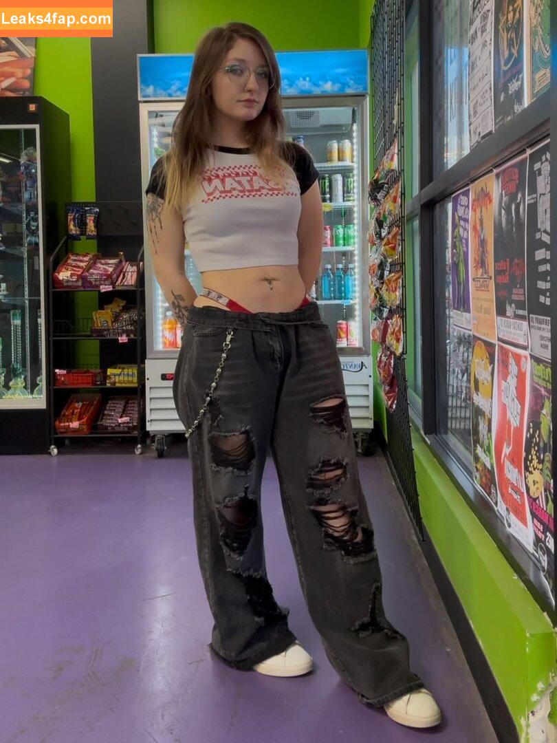 morgan_is_tired / morganhollymoore / smorgaroni leaked photo photo #0029