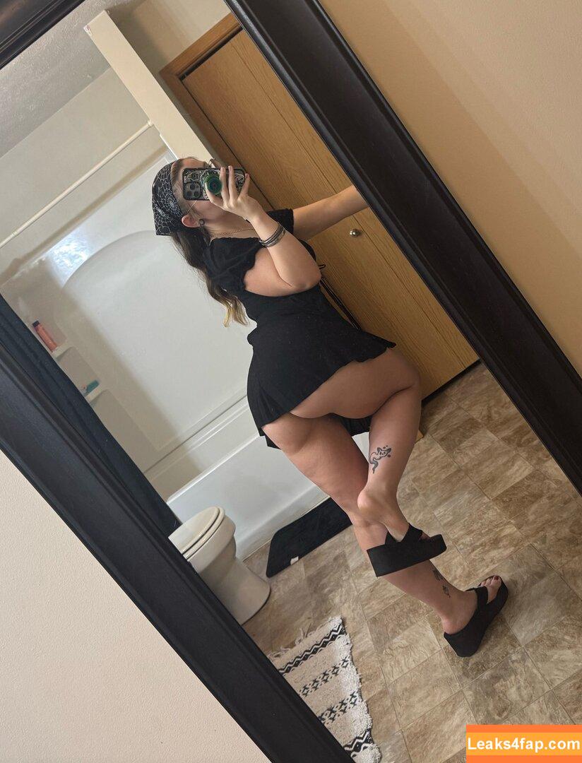 morgan_is_tired / morganhollymoore / smorgaroni leaked photo photo #0061