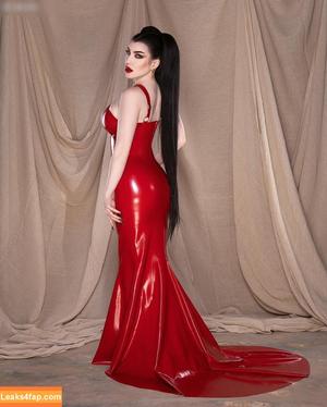 Morgana Threnody in Velvet photo #0088