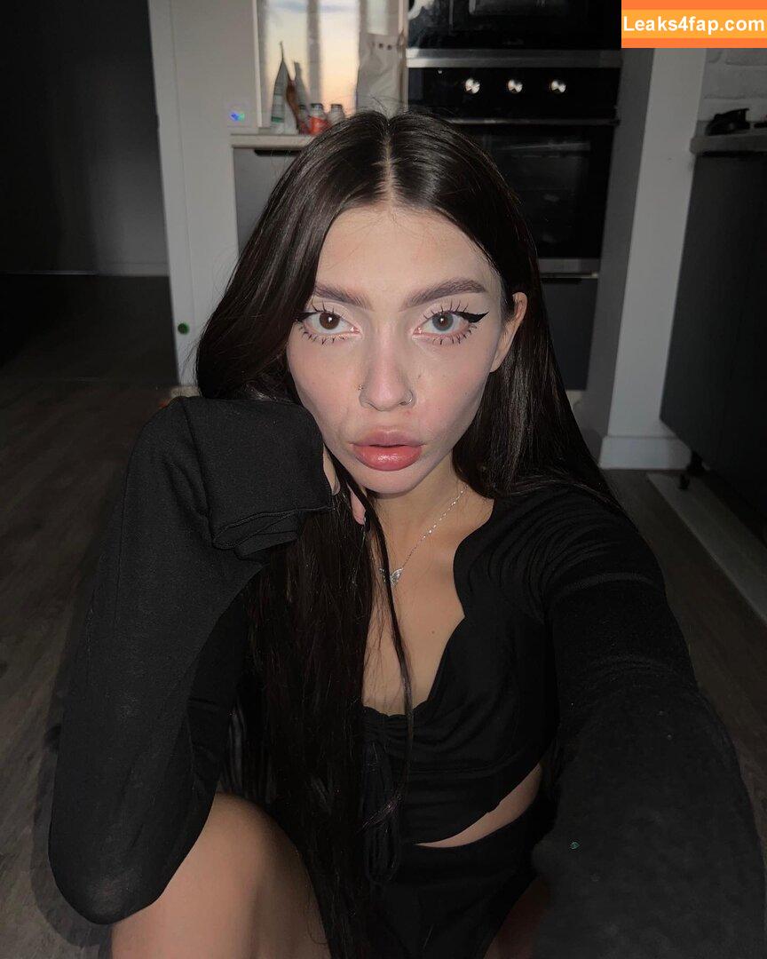 Morphiturata / Treezyny / kikiqwik leaked photo photo #0021
