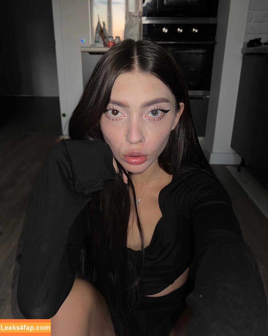 Morphiturata / Treezyny / kikiqwik leaked photo photo #0045