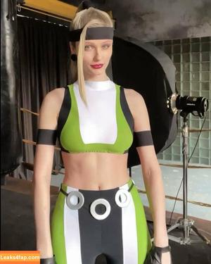 Mortal Kombat Erotic Cosplay photo #0022