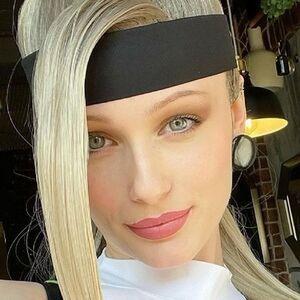 Mortal Kombat Erotic Cosplay photo #0026