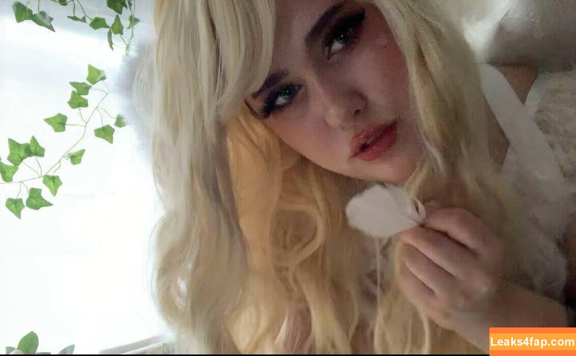 Moyumii / Cosplay / https: / moyumie / moyumiee leaked photo photo #0190