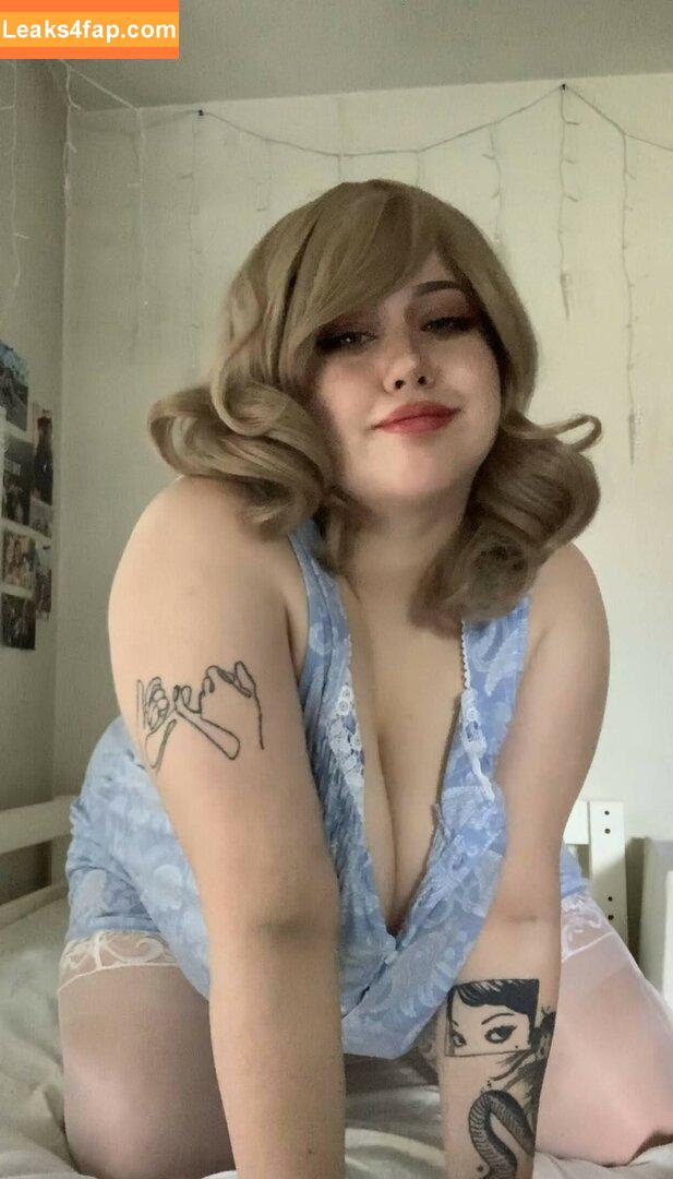 Moyumii / Cosplay / https: / moyumie / moyumiee leaked photo photo #0192