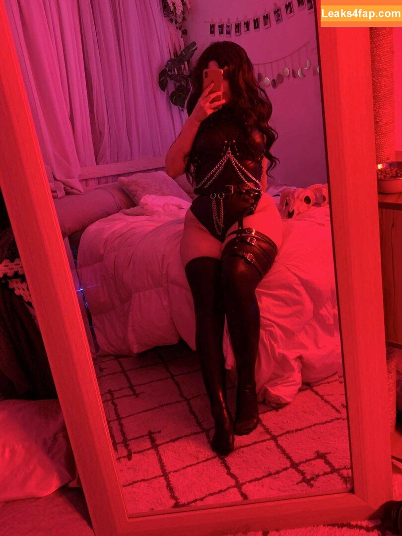 Moyumii / Cosplay / https: / moyumie / moyumiee leaked photo photo #0439