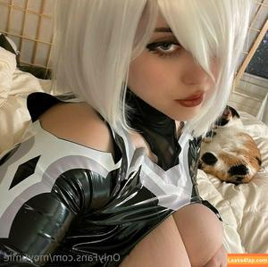 Moyumii photo #0029