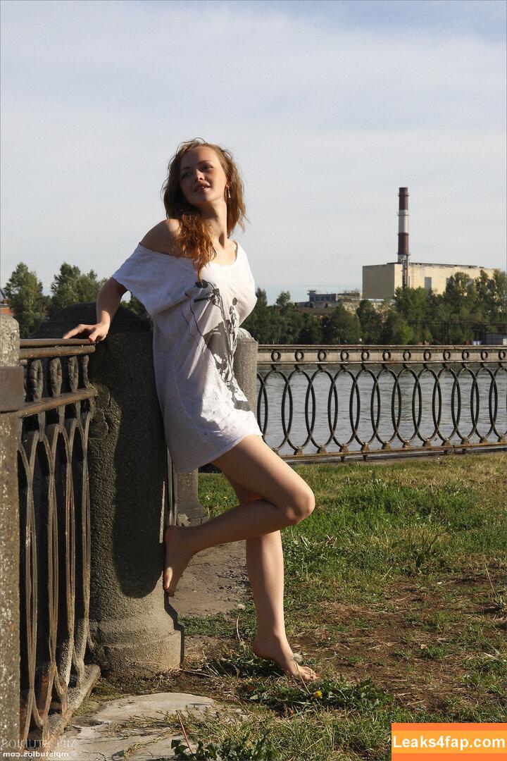 MPLStudios /  leaked photo photo #0810