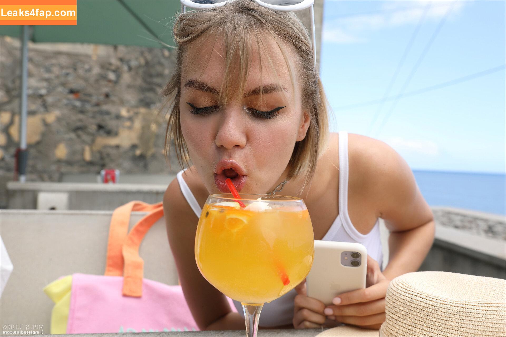 MPLStudios /  leaked photo photo #3202