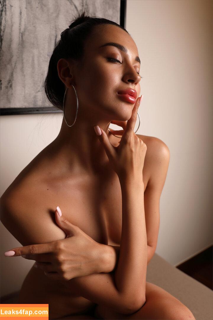 MPLStudios /  leaked photo photo #3770