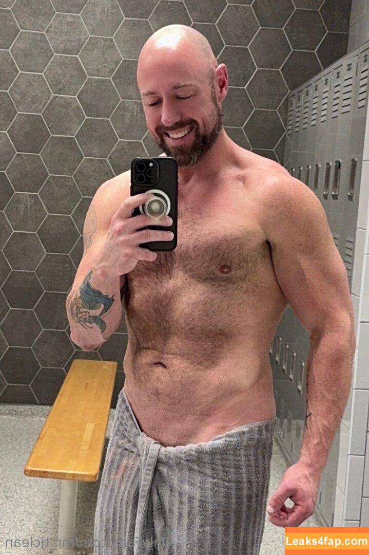 mr_tjclean /  leaked photo photo #0021
