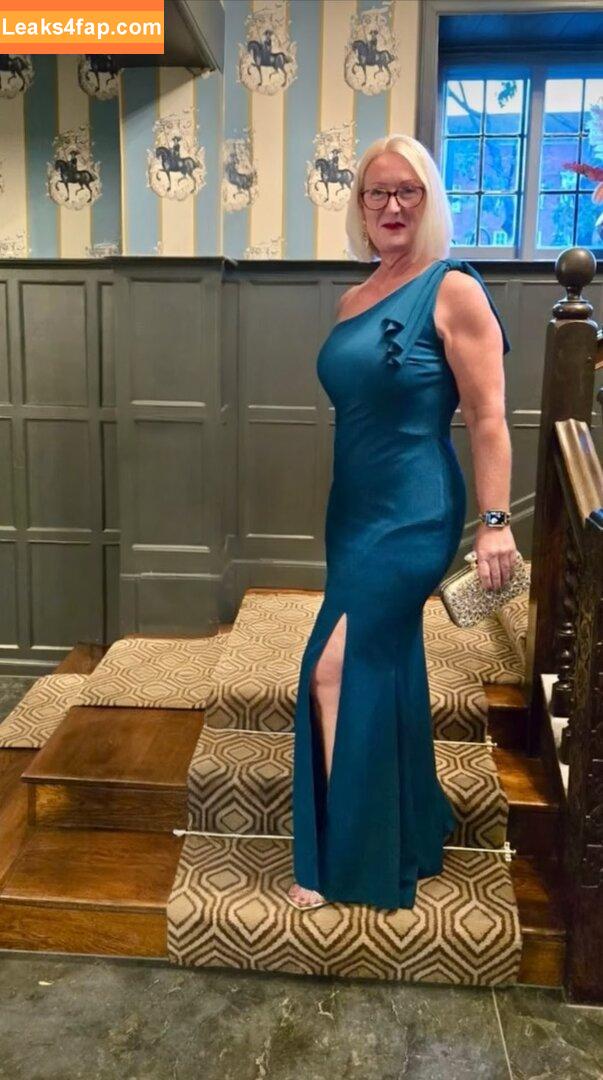 Mrs S Stockings / mrshnylons / mrshosiery leaked photo photo #0304