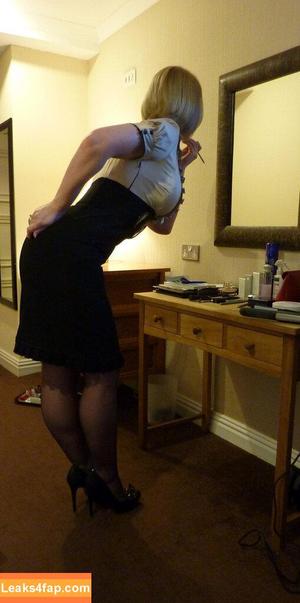 Mrs S Stockings photo #0208