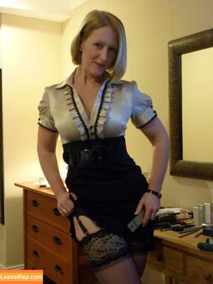 Mrs S Stockings photo #0212