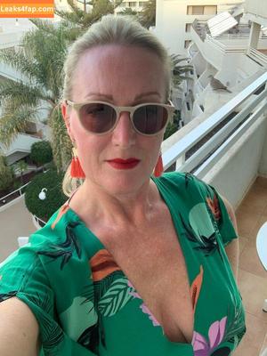 Mrs S Stockings photo #0290