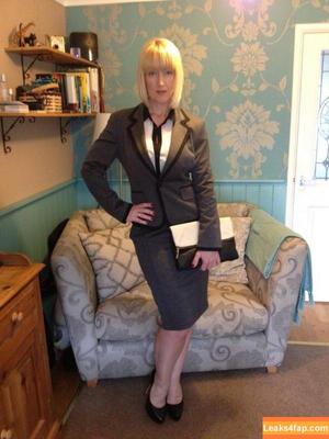 Mrs S Stockings photo #0300