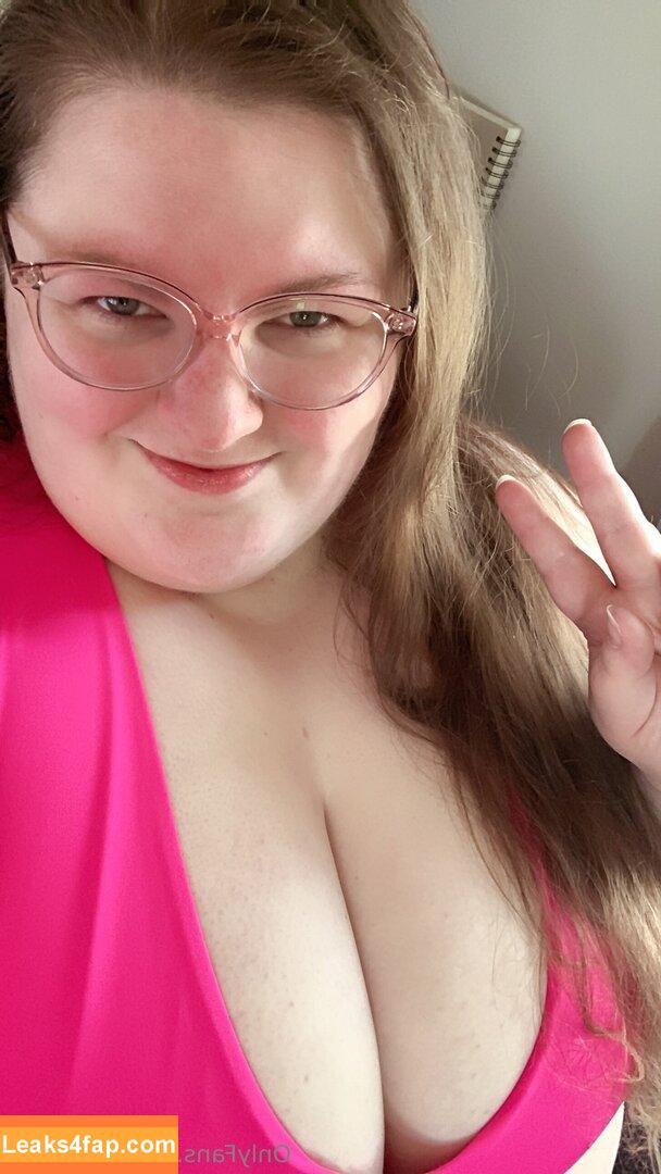 mrsapple / therealmrsapple leaked photo photo #0168