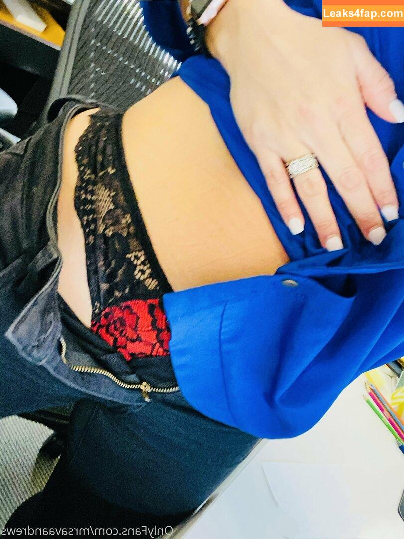 MrsAvaAndrews / mrs.ava.andrews leaked photo photo #0057
