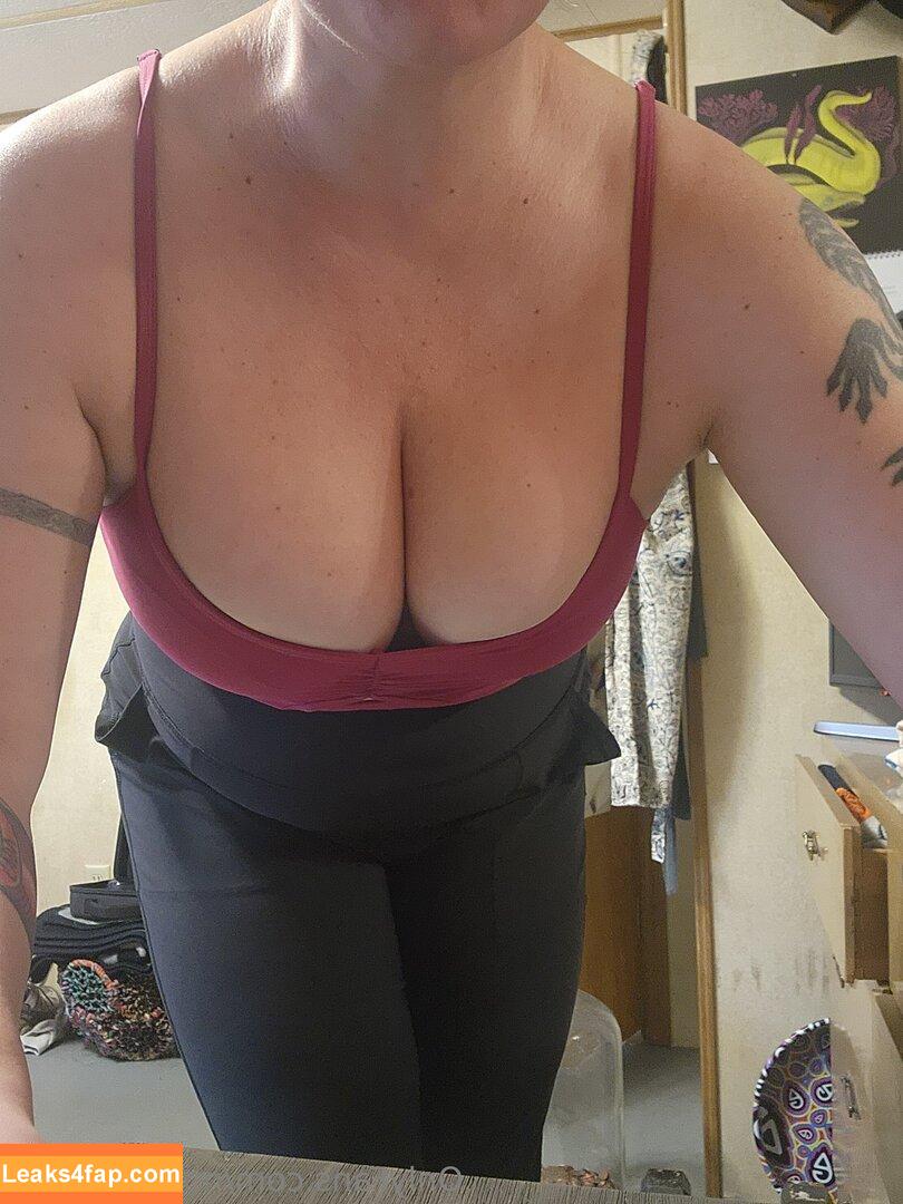mrsmeatie33 /  leaked photo photo #0014