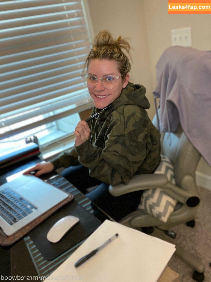 mrsredwood / Heidi Redwood / the.real.mrs.redwood leaked photo photo #0089
