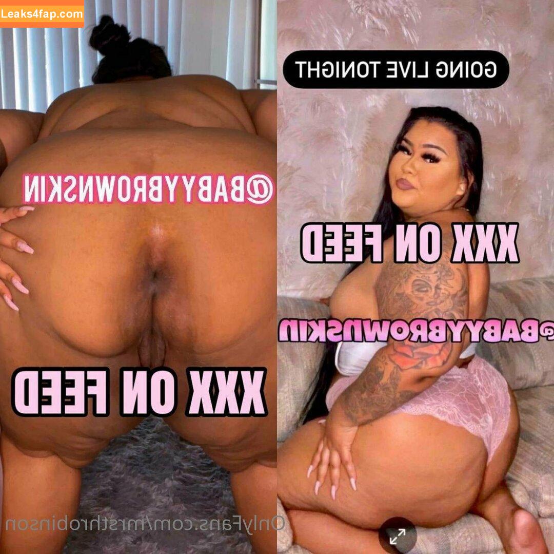 mrsthrobinson /  leaked photo photo #0024