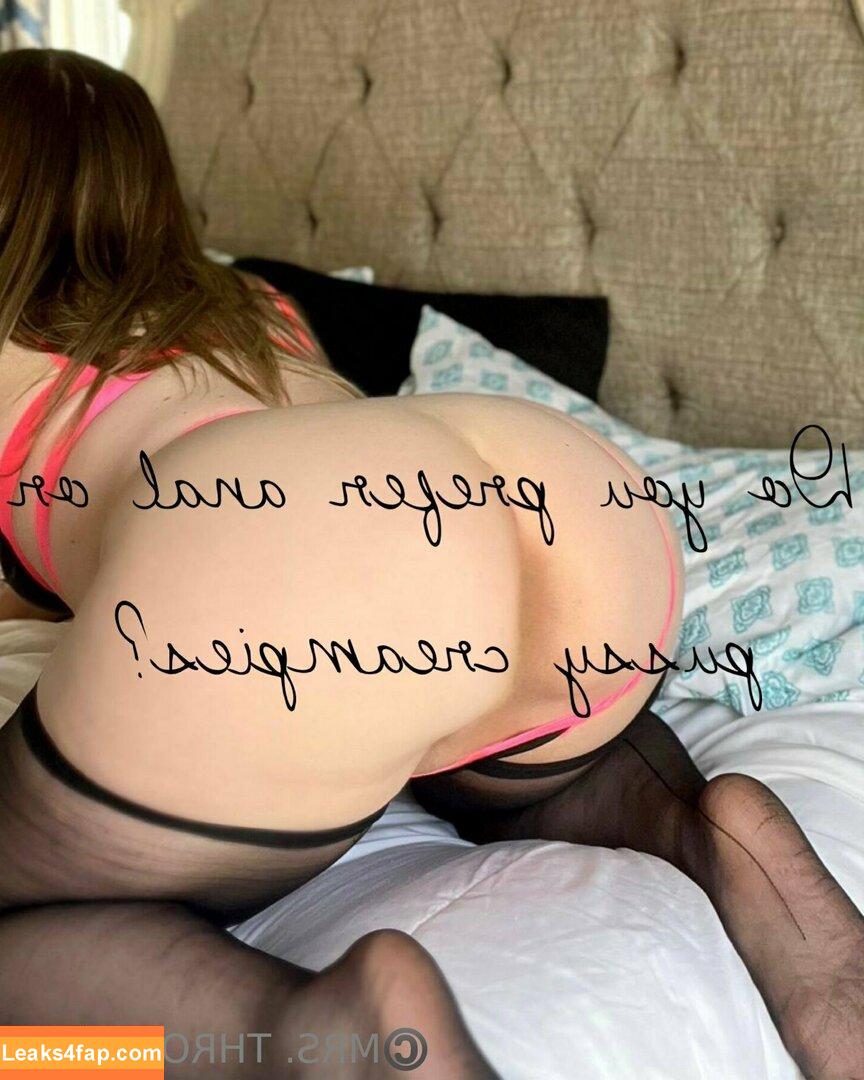 mrsthrobinson /  leaked photo photo #0105