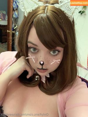 ms.daiseeviolet photo #0019