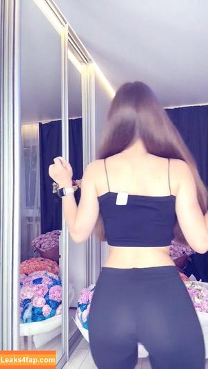 ms.selinka photo #0017