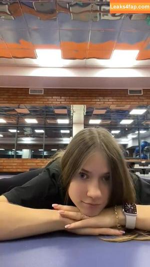 ms.selinka photo #0032