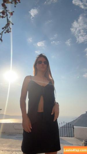 ms.selinka photo #0182