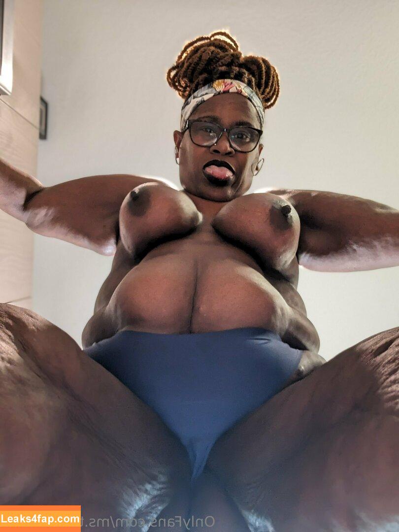 ms.thickerthan /  leaked photo photo #0032