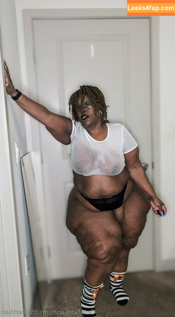 ms.thickerthan /  leaked photo photo #0044