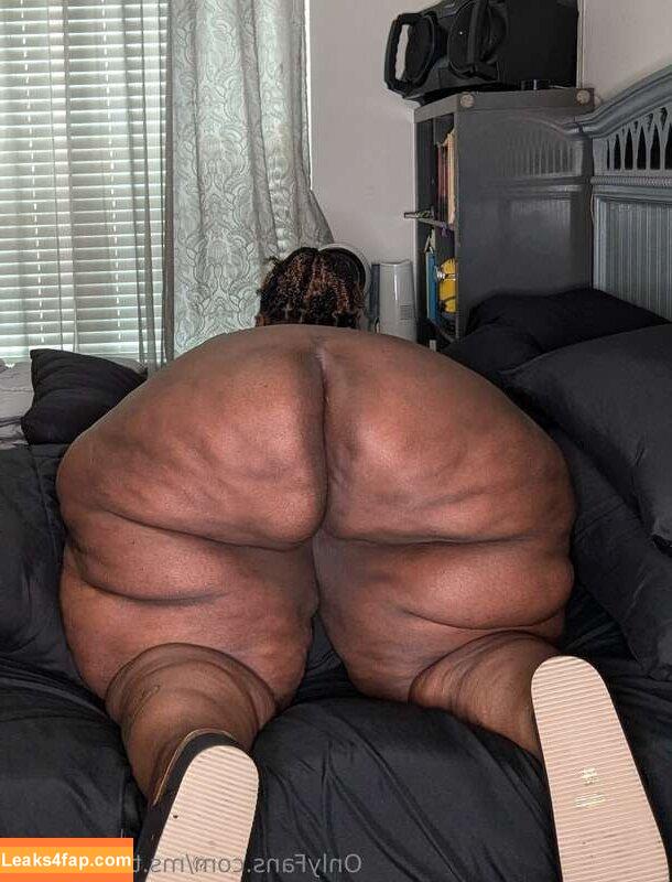 ms.thickerthan / ms_thicker_than_most leaked photo photo #0061