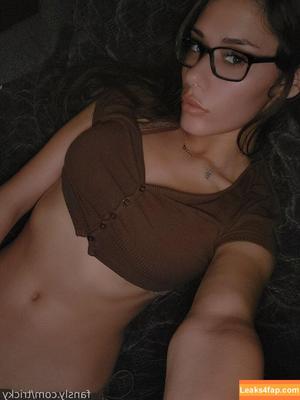 Ms Tricky photo #0628