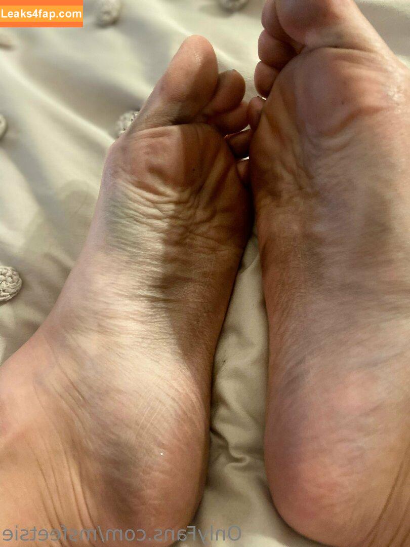 msfeetsie / feet.pics.for.20.dollars_ leaked photo photo #0036