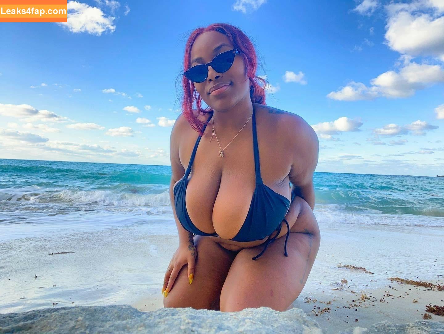 msolurin / Olayemi Olurin / mollina_rae leaked photo photo #0002