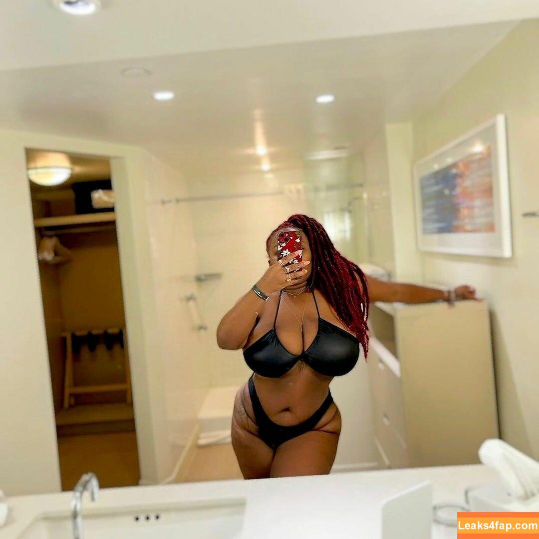 msolurin / Olayemi Olurin / mollina_rae leaked photo photo #0013