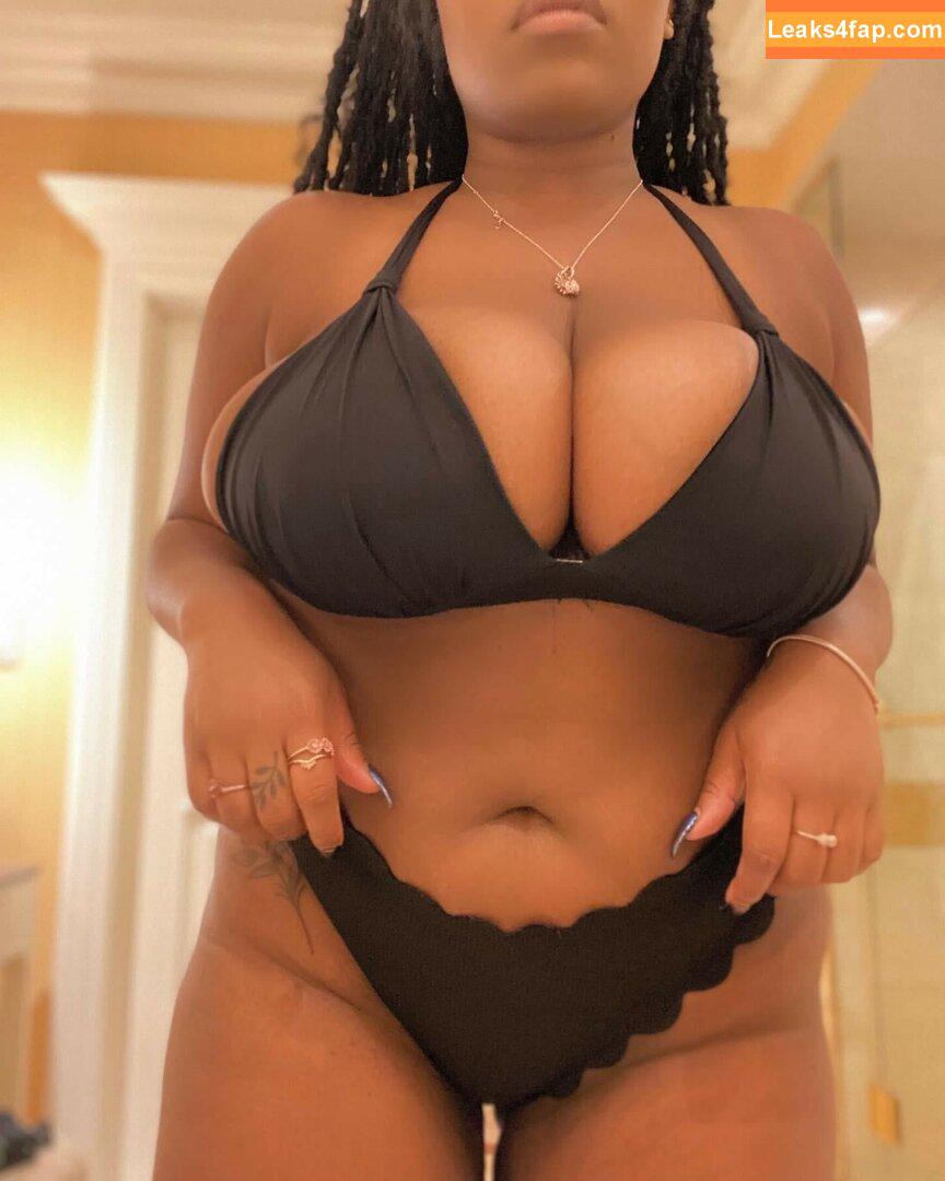 msolurin / Olayemi Olurin / mollina_rae leaked photo photo #0014