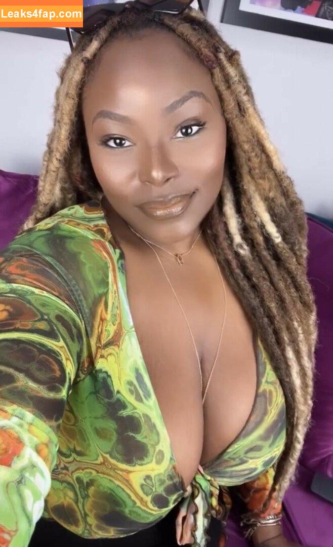 msolurin / Olayemi Olurin / mollina_rae leaked photo photo #0021
