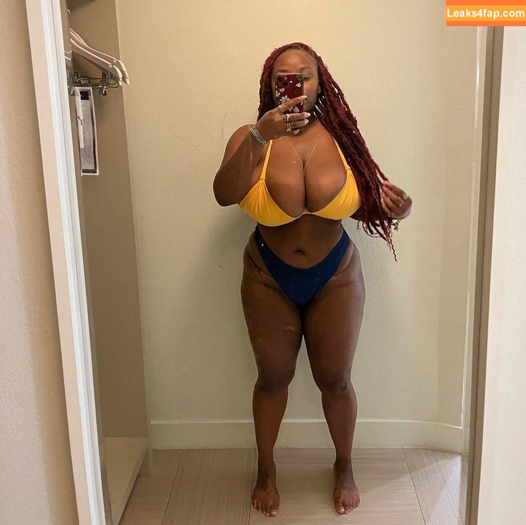 msolurin / Olayemi Olurin / mollina_rae leaked photo photo #0035