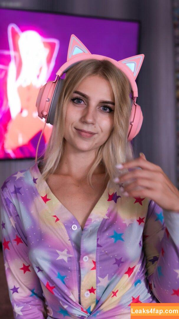 Msyuliyafox /  слитое фото фото #0081