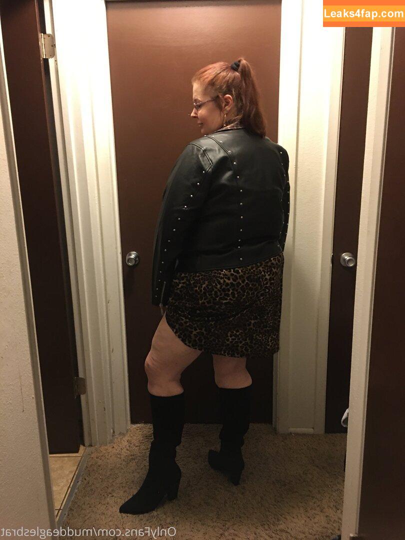 muddeaglesbrat /  leaked photo photo #0017