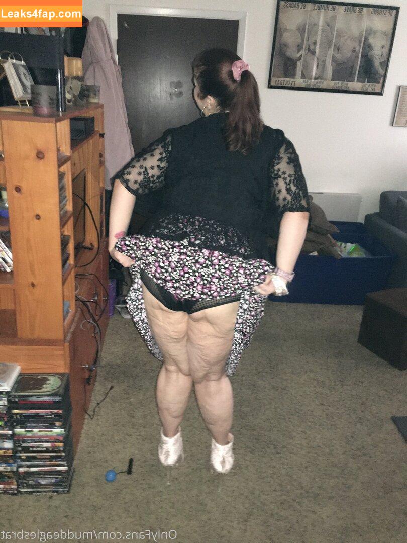 muddeaglesbrat /  leaked photo photo #0024