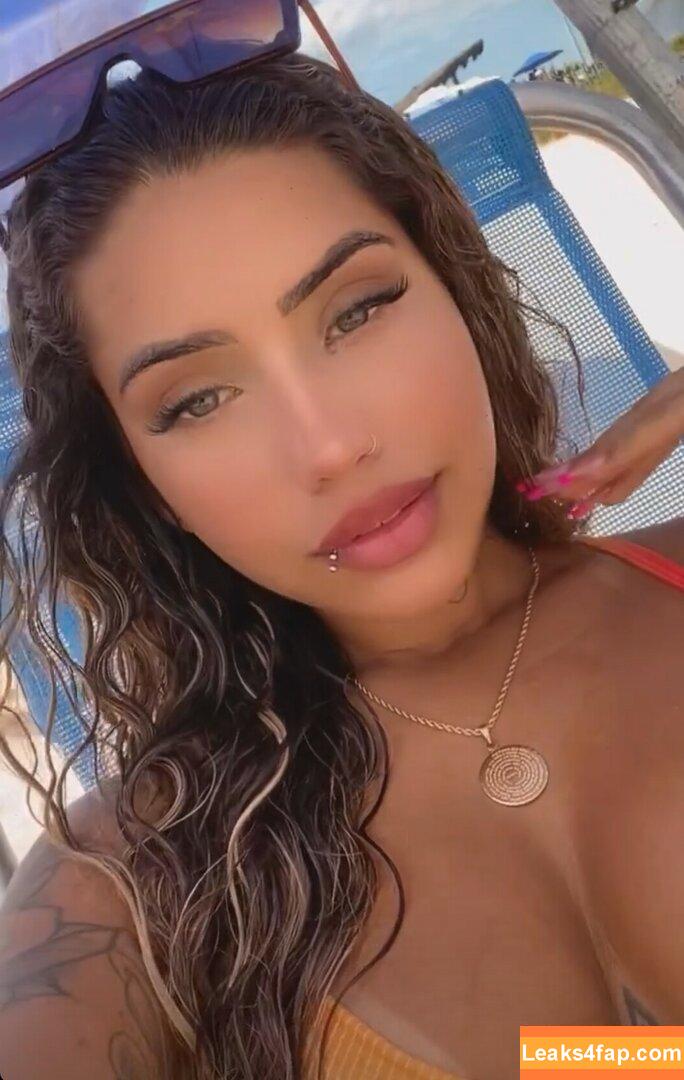 Muito Linda / muito.linda_ / naticasassola leaked photo photo #0055