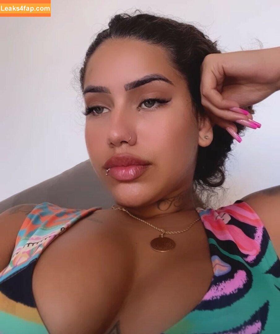 Muito Linda / muito.linda_ / naticasassola leaked photo photo #0058