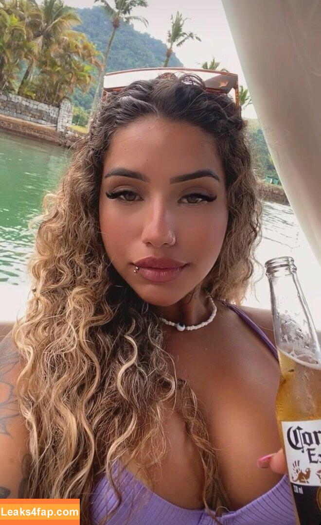 Muito Linda / muito.linda_ / naticasassola leaked photo photo #0095