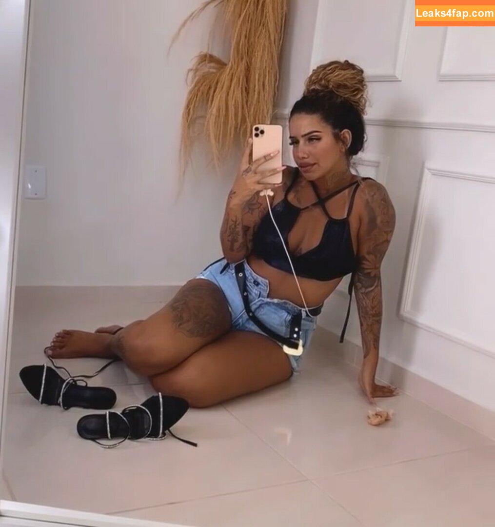 Muito Linda / muito.linda_ / naticasassola leaked photo photo #0112