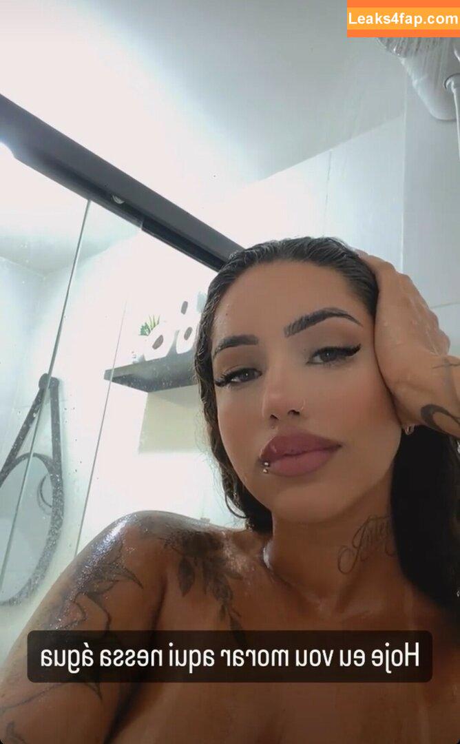 Muito Linda / muito.linda_ / naticasassola leaked photo photo #0140