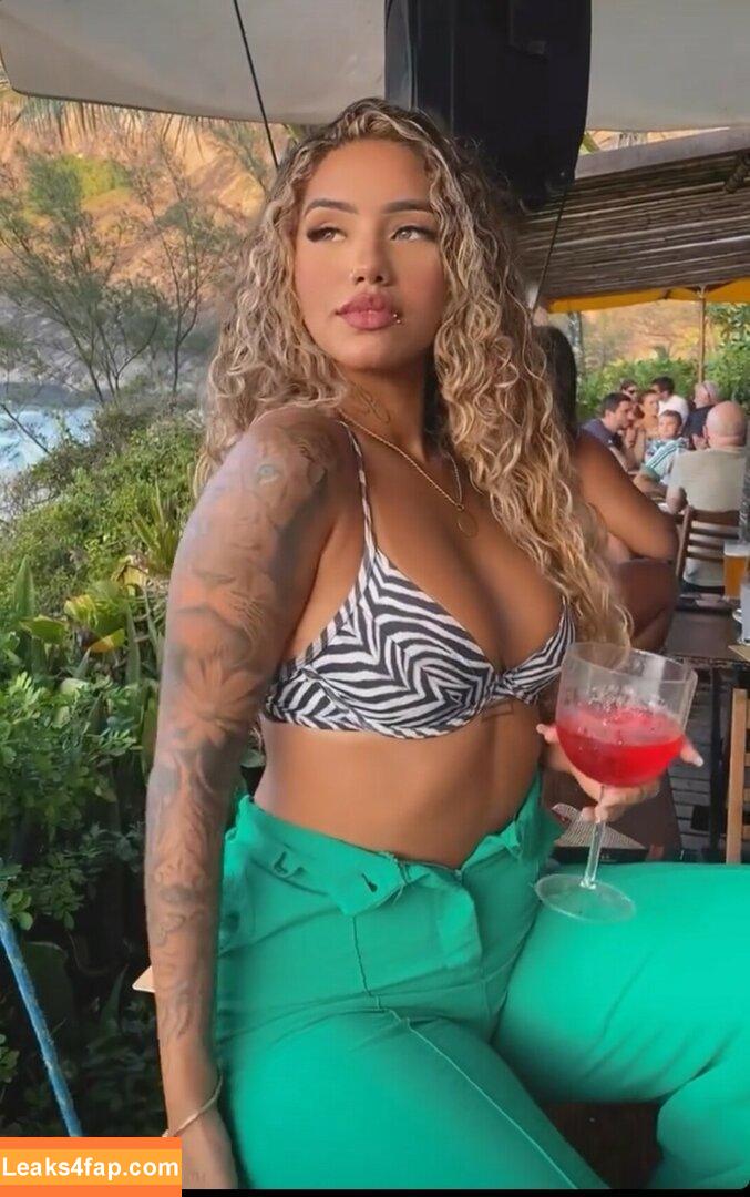 Muito Linda / muito.linda_ / naticasassola leaked photo photo #0198