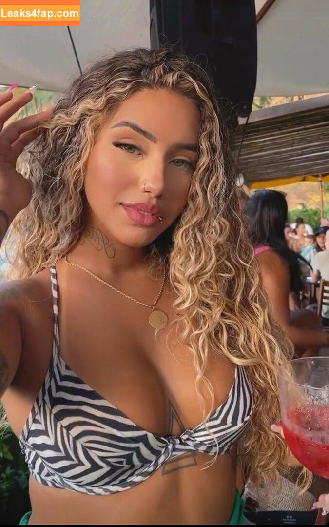 Muito Linda / muito.linda_ / naticasassola leaked photo photo #0200